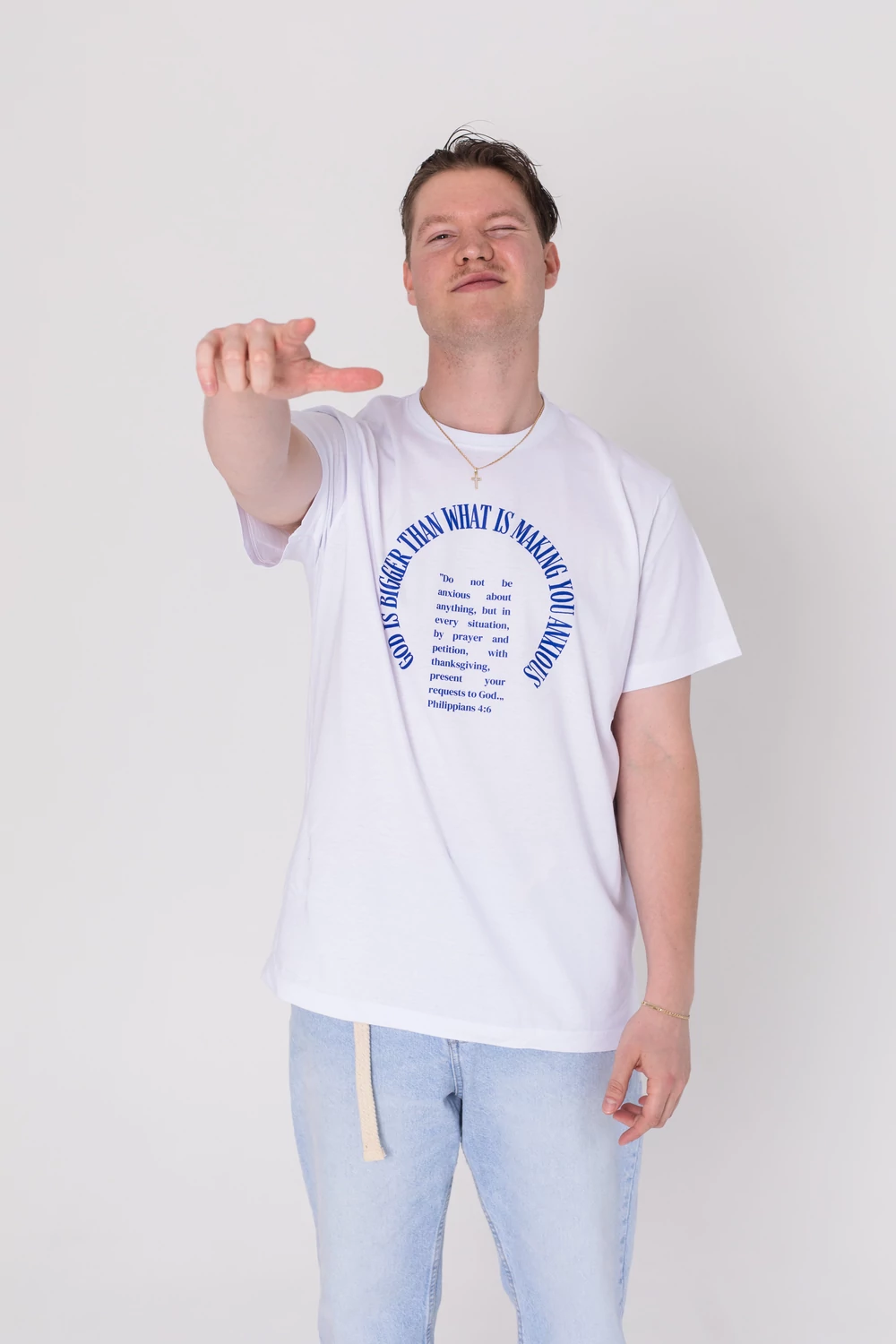 GOD IS BIGGER THAN WHAT IS MAKING YOU ANXIOUS póló